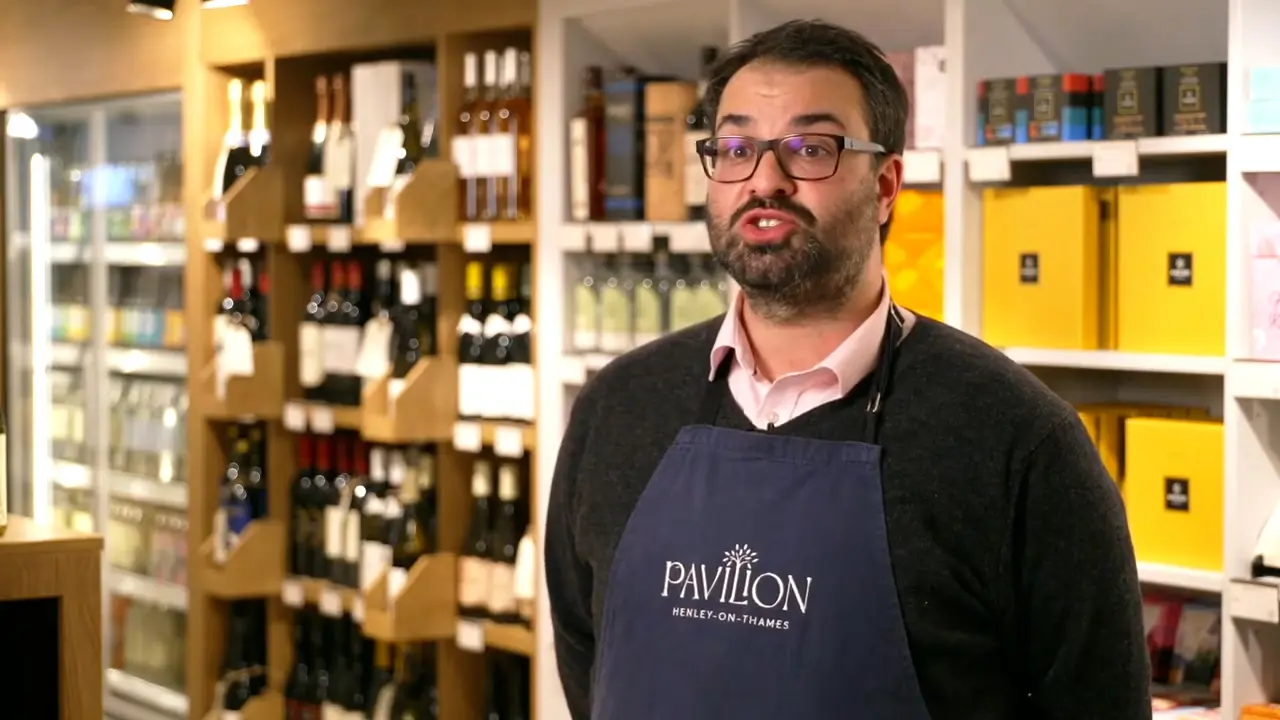 owner of pavilion henly on thames